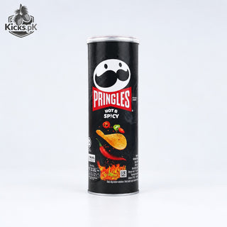 Pringles Hot & Spicy Potato Crisps 102g | Bold & Fiery Flavour